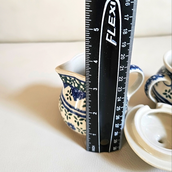 Polish Pottery Sugar Bowl/lid and Creamer - Picture 6 of 8